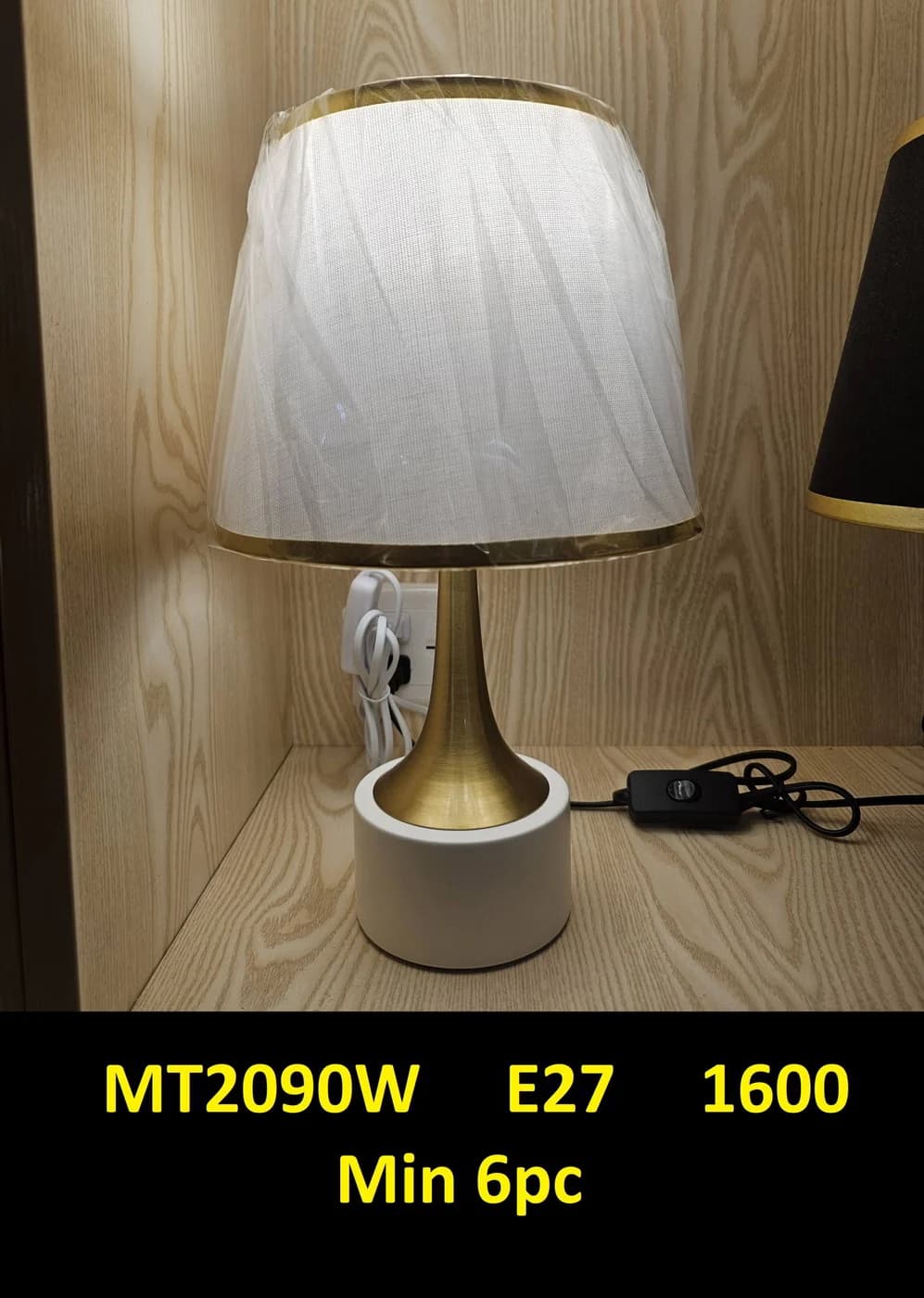 UniqueTheLightHouse Table Lamp MT2090W